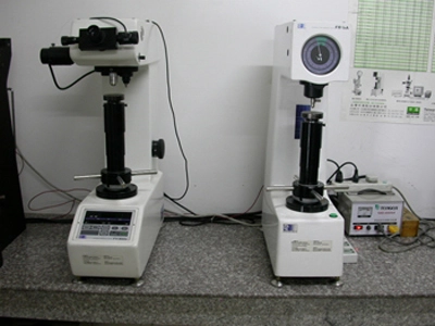 hv and hra hardness tester