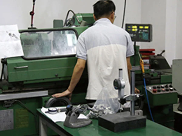 precision internal and external cylindrical grinding machine